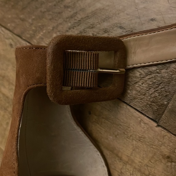 Size 9 1/2 Banana Republic Suede Brown Ankle Strap sandals - Gently worn - Picture 5 of 8